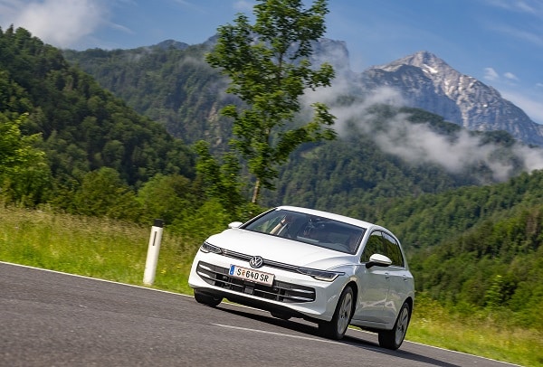 Volkswagen Golf, cinquant’anni e non sentirli - 20240607 CH H6223