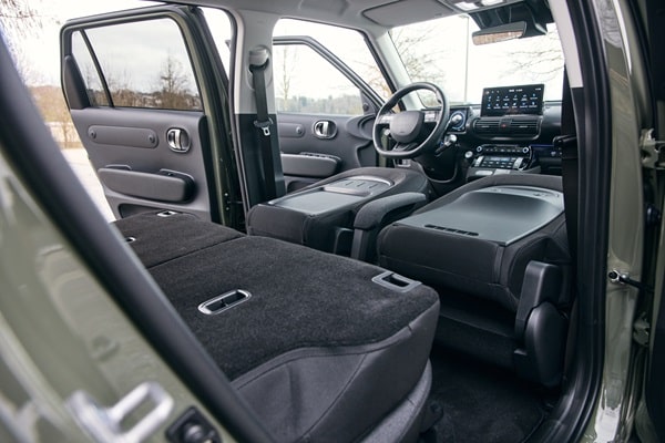 Hyundai INSTER Cross Vertex 49 kWh, la city SUV elettrica che sorprende - hyundai inster6