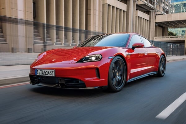Porsche, novità dell'anno modello 2026 per la Taycan