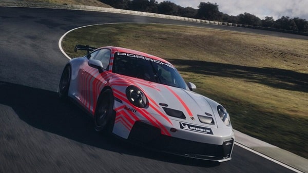 Porsche, Der neue 911 Challenge – für professionellen Motorsport ohne Kompromisse