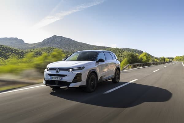 Citroën C5 Aircross: il nuovo SUV con più spazio, più comfort, più tecnologia e oggi è anche 100% elettrico - citroen C5 Aircross5