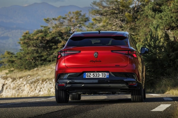 RENAULT RAFALE E-TECH PLUG-IN
