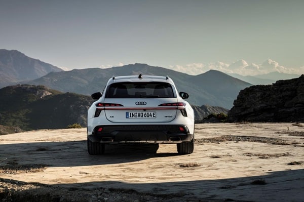 Audi, Intelligente. Intraprendente. Sempre disponibile. quattro ultra nell’Audi A6 allroad