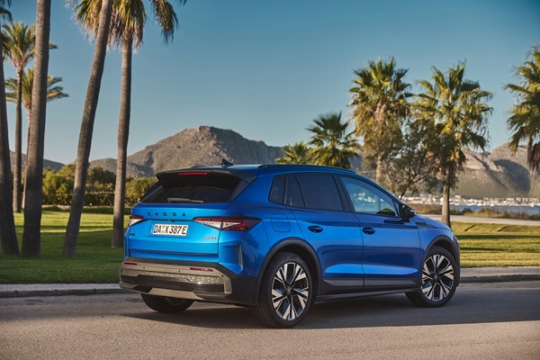 Skoda Elroq: un nuovo capitolo della mobilità elettrica della casa con tanto spazio e soddisfazione alla guida in tutte le circostanze. In Svizzera, il prezzo entry-level per l'Elroq 60 è di circa 37'000 franchi - skoda elroq sportline11