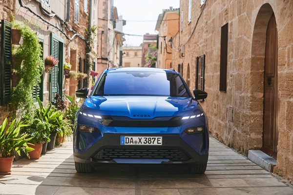 Skoda Elroq: un nuovo capitolo della mobilità elettrica della casa con tanto spazio e soddisfazione alla guida in tutte le circostanze. In Svizzera, il prezzo entry-level per l'Elroq 60 è di circa 37'000 franchi - skoda elroq sportline6