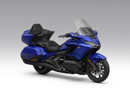 Honda Rebel e Gold Wing 2027. Nuovi colori e tecnologia E-Clutch per la CMX500