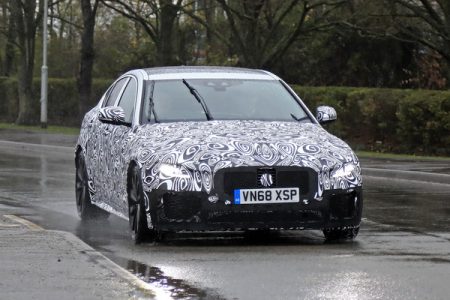 Jaguar-XE-Facelift-001