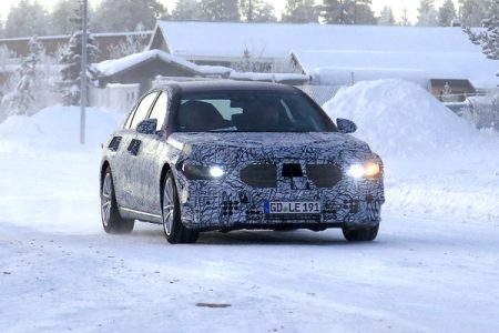 Mercedes-S-Class-001