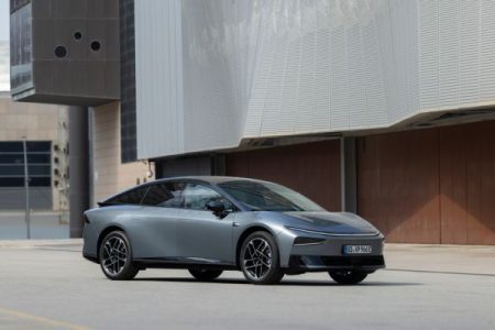 XPENG P7+: al via le vendite in Italia della nuova fastback elettrica definita dall’IA