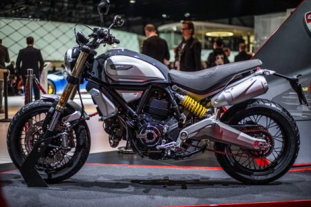 ca57cf23c554f110584645a7a22108aed2f5a4cb8aca7d3632178b6e53145277-01-ducati-scrambler-1100-special-uc64778-high
