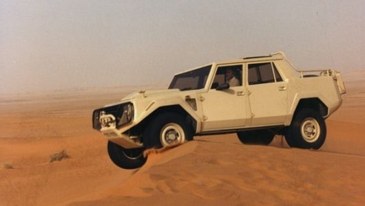 Lamborghini LM002 – Il primo Super SUV della storia compie 40 anni